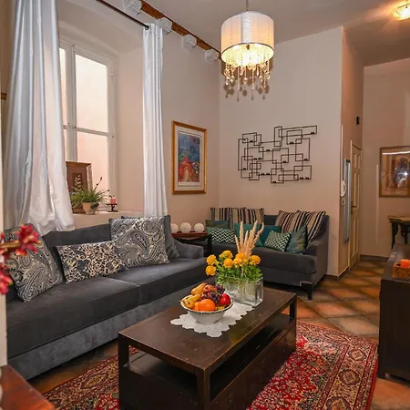 Apartment Large Three Bedroom, Center Of Old Town Dubrovnik